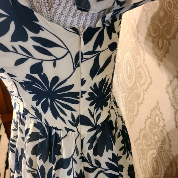 Camila Dress | Palm Springs Floral Midi - Picture 4 of 12